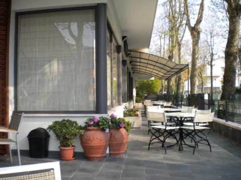 Hotel Prater 切塞纳蒂科 外观 照片