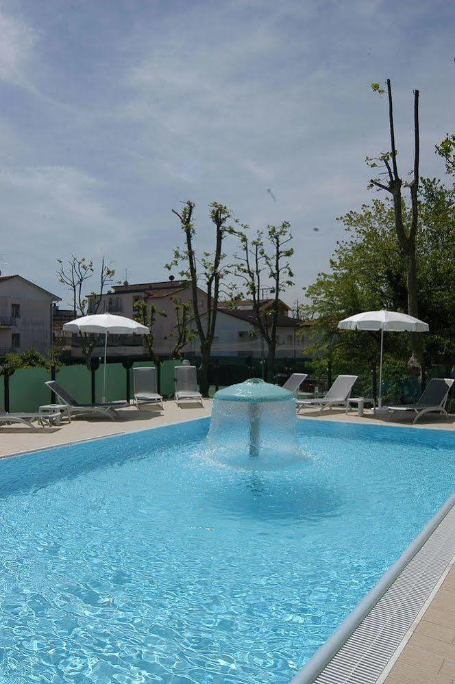 Hotel Prater 切塞纳蒂科 外观 照片